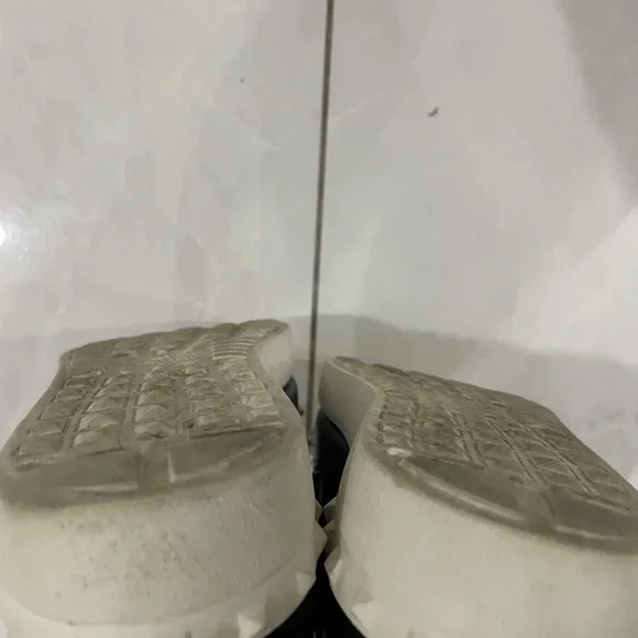 VALENTINO ROCK SLIP ON SNEAKERUs Sz 9
